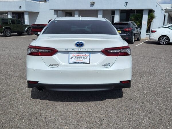 2021 Toyota Camry - Image 12