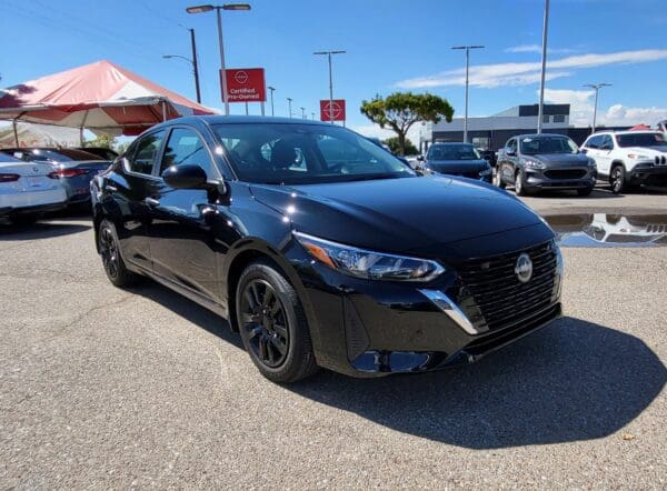 2025 Nissan Sentra - Image 4