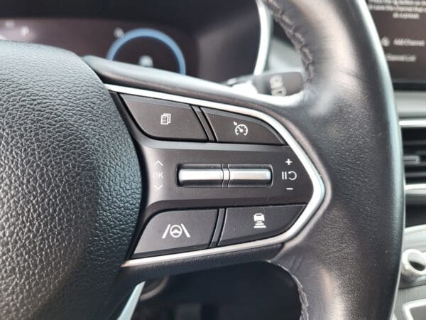2023 Hyundai Santa Fe - Image 20