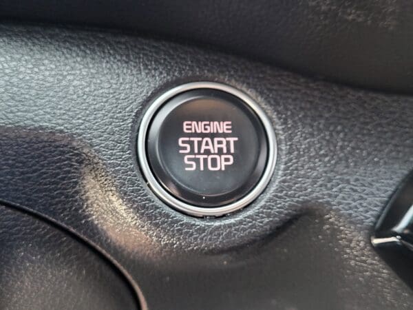 2024 Kia Forte - Image 27