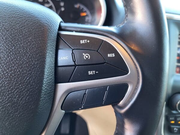 2021 Jeep Grand Cherokee - Image 20