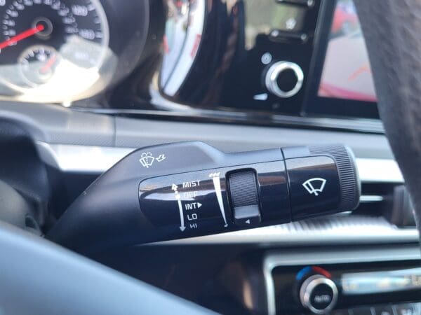 2023 Kia K5 - Image 23