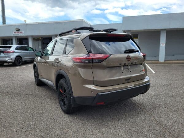 2025 Nissan Rogue - Image 3