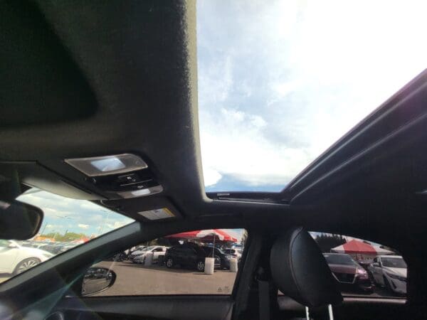 2024 Kia Forte - Image 31