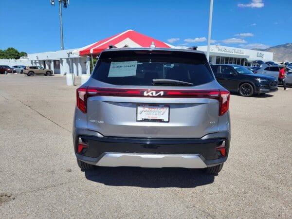 2024 Kia Seltos - Image 13