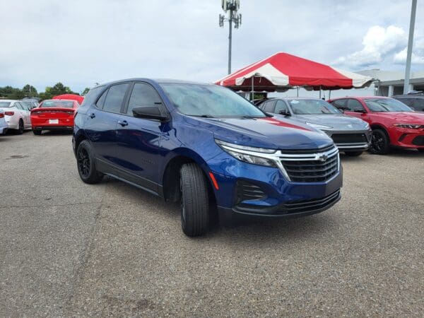 2022 Chevrolet Equinox - Image 4