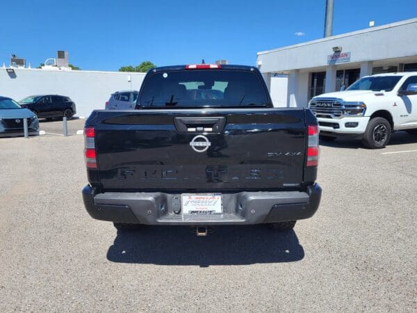 2023 Nissan Frontier - Image 13