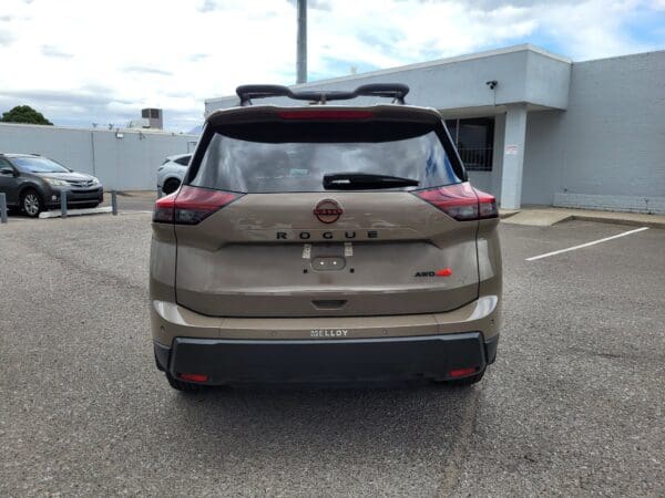 2025 Nissan Rogue - Image 13