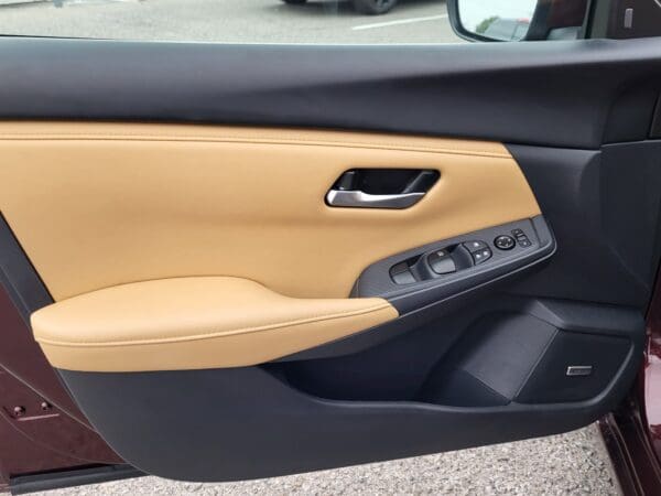 2025 Nissan Sentra - Image 6
