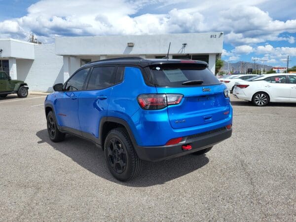 2023 Jeep Compass - Image 3