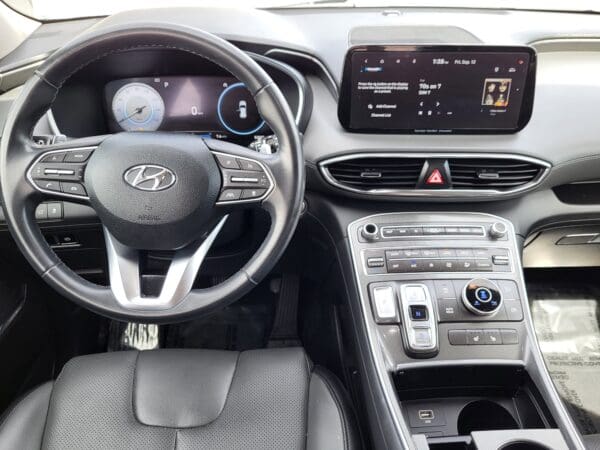2023 Hyundai Santa Fe - Image 10