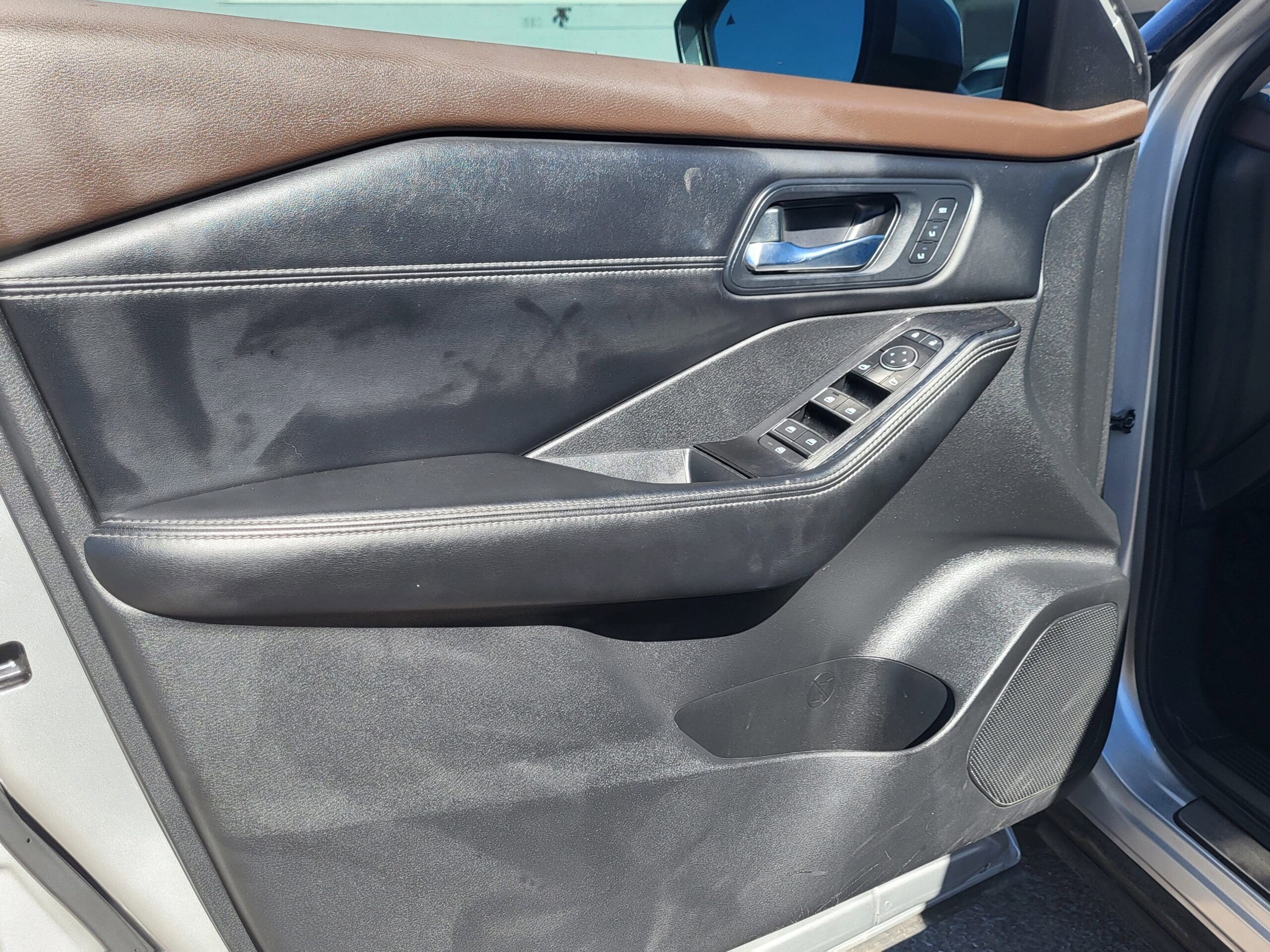 2023 Nissan Rogue - Image 6