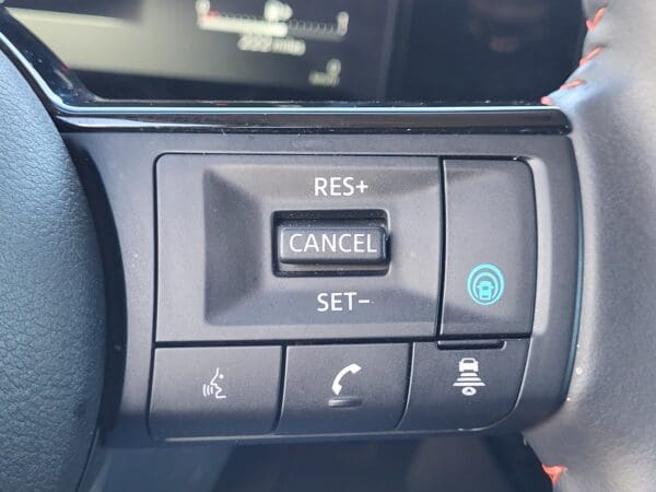 2025 Nissan Kicks