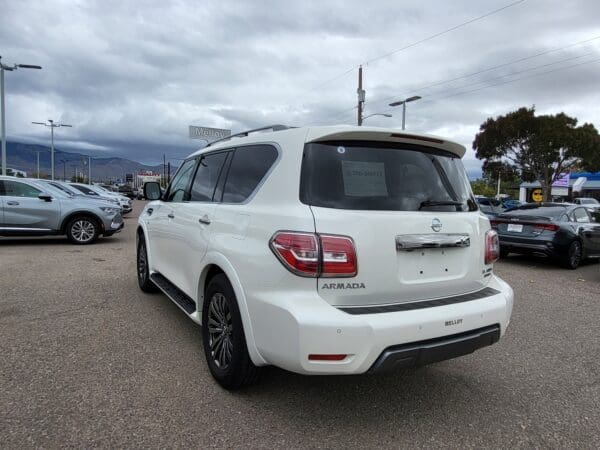 2019 Nissan Armada - Image 3