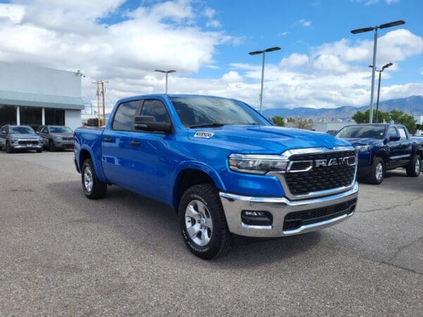 2025 Ram 1500 - Image 4