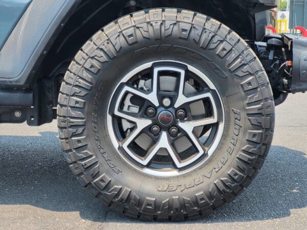 2024 Jeep Gladiator - Image 7