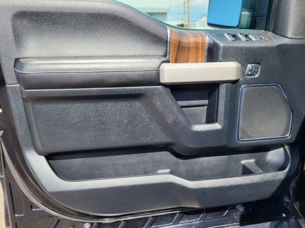 2017 Ford F-150 - Image 6