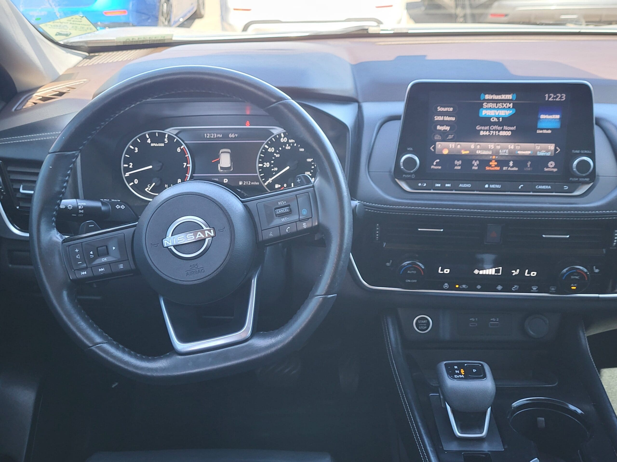 2023 Nissan Rogue - Image 11