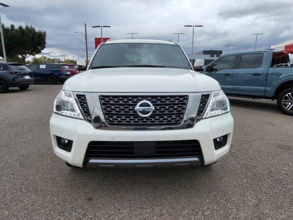 2019 Nissan Armada - Image 5