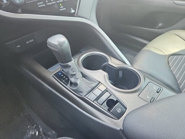2024 Toyota Camry - Image 10