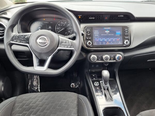 2023 Nissan Kicks - Image 10
