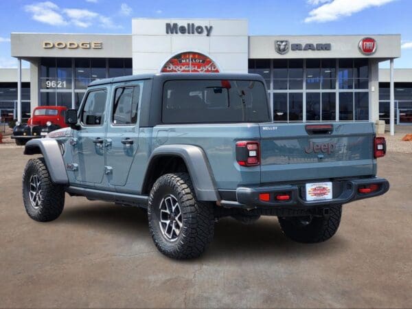 2024 Jeep Gladiator - Image 4