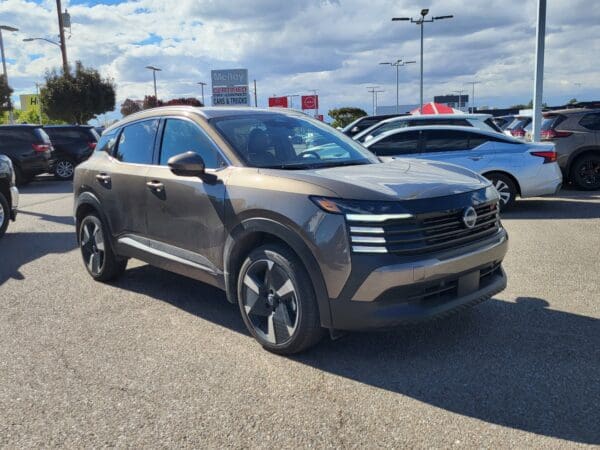 2025 Nissan Kicks