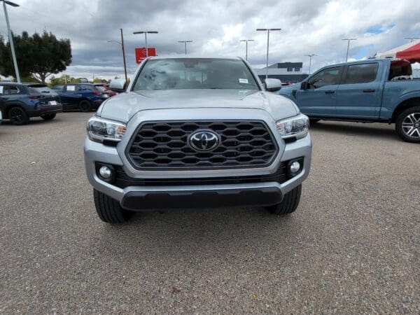 2023 Toyota Tacoma 4WD - Image 5
