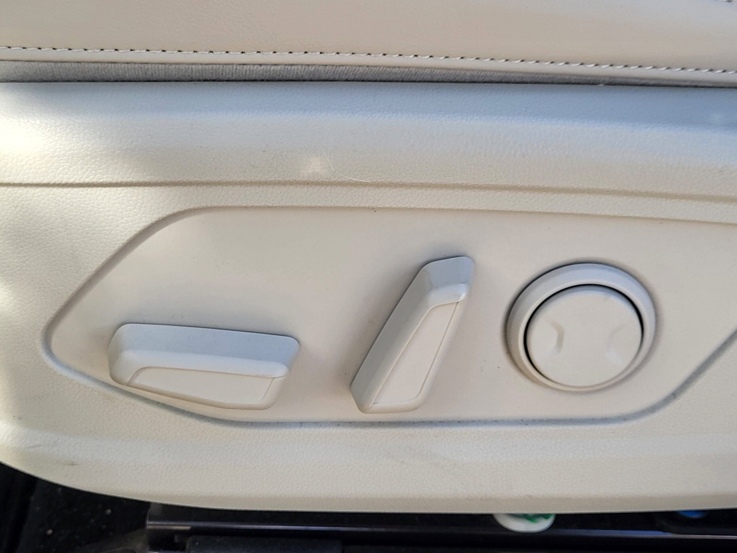 2024 Kia Sorento - Image 7