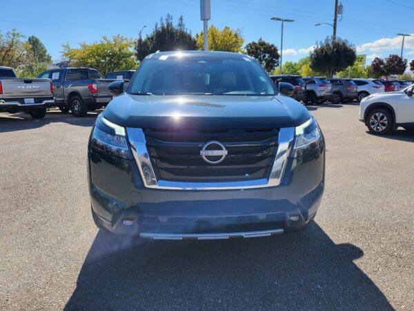 2023 Nissan Pathfinder - Image 5