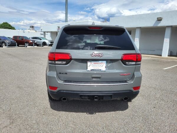 2020 Jeep Grand Cherokee - Image 14