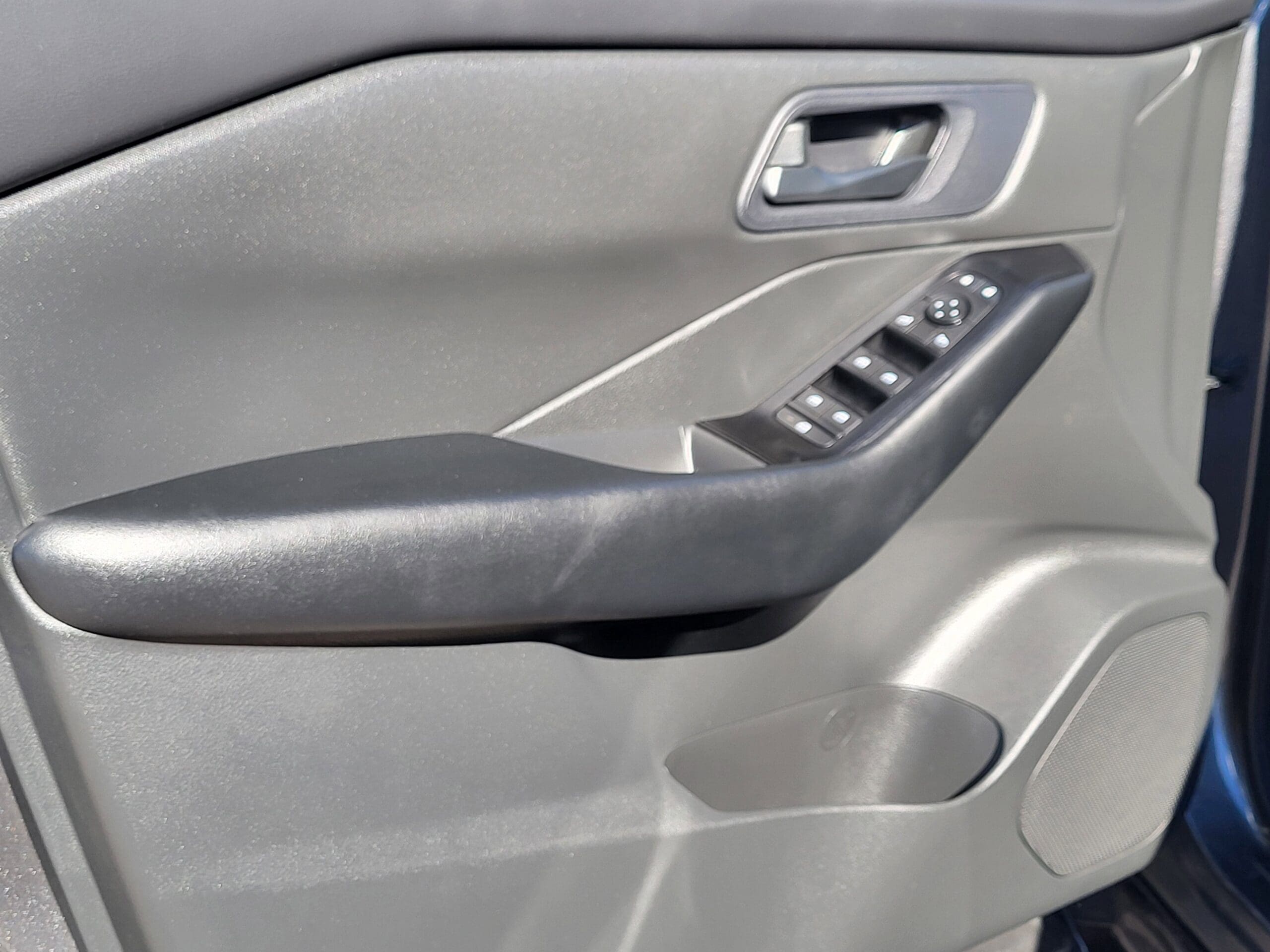 2024 Nissan Rogue - Image 6