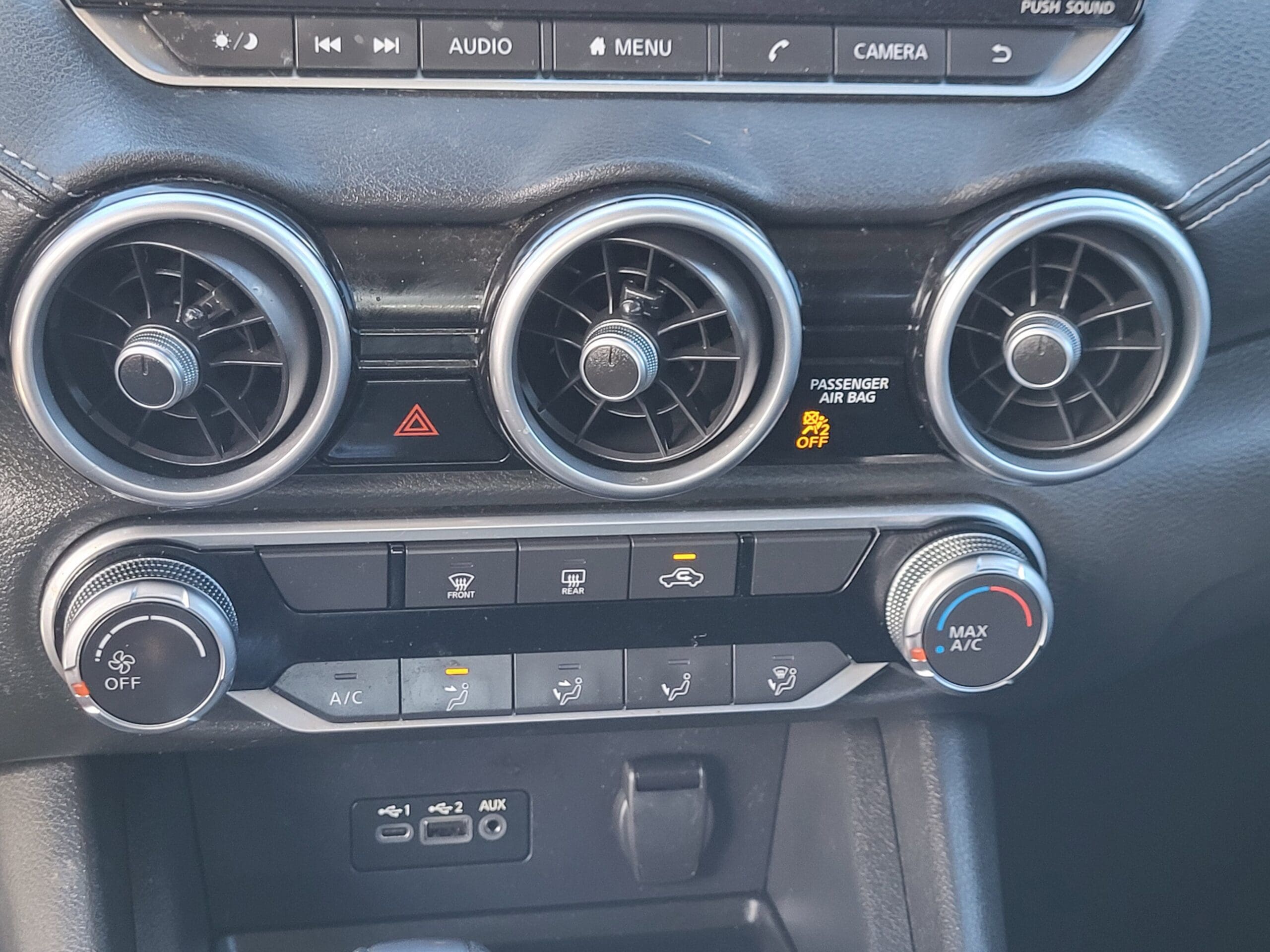 2022 Nissan Sentra - Image 27