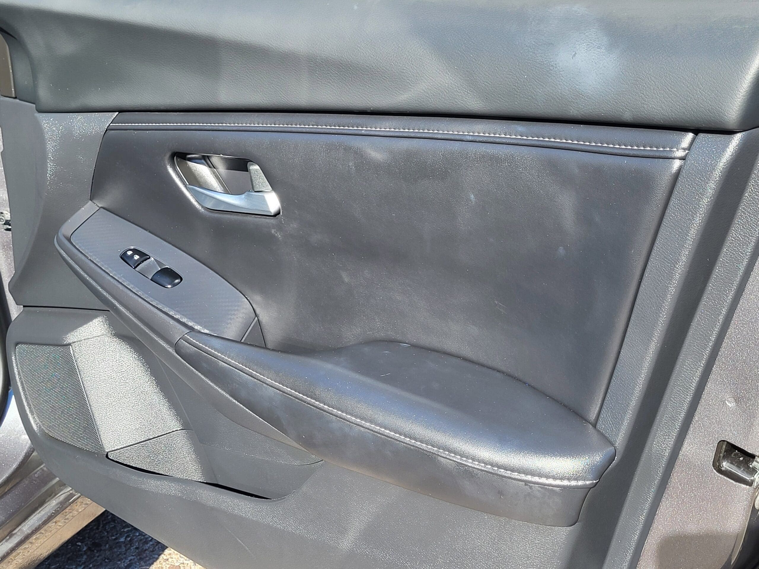 2022 Nissan Sentra - Image 18