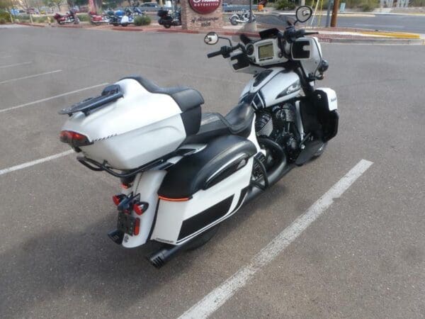 2021 Indian Roadmaster Dark Horse - Image 12