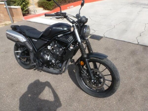 2025 Honda SCL500 - Image 2