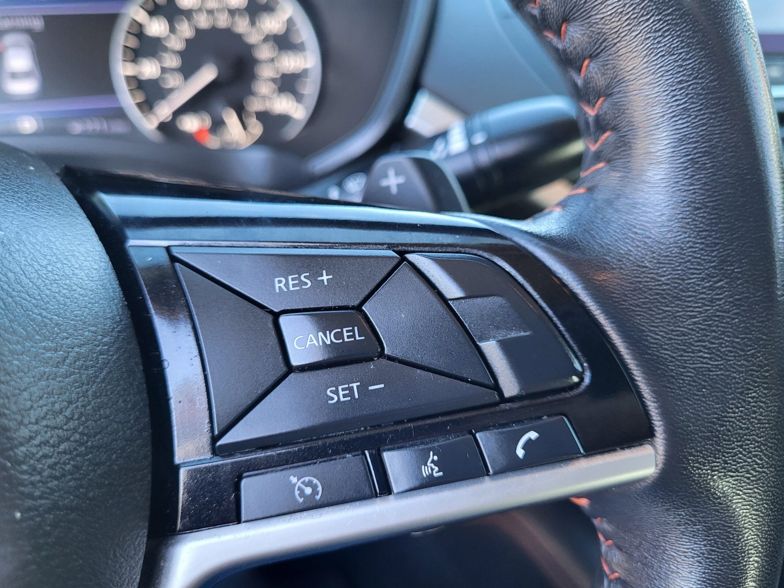 2019 Nissan Altima - Image 21