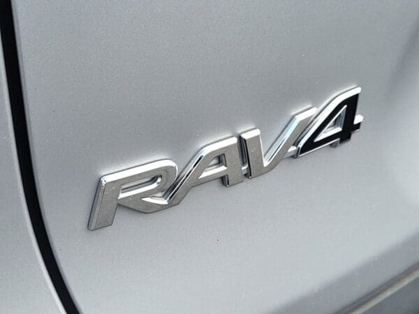 2024 Toyota RAV4 - Image 8