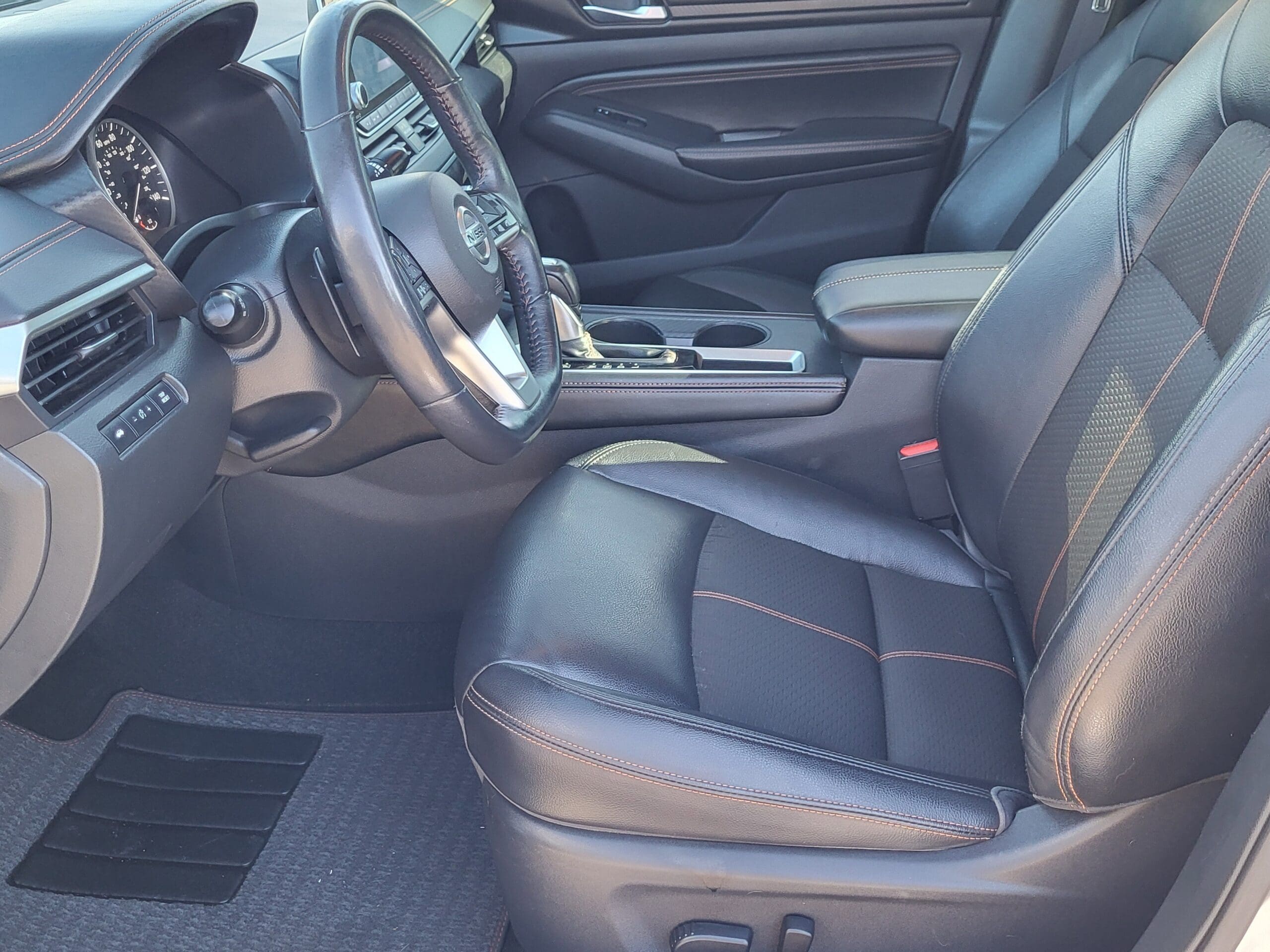 2019 Nissan Altima - Image 8