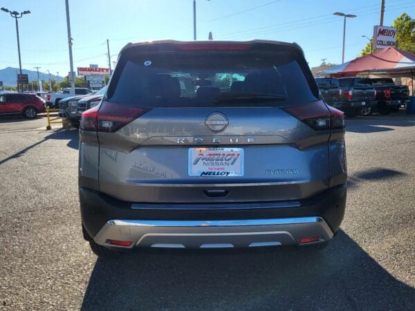 2023 Nissan Rogue - Image 13
