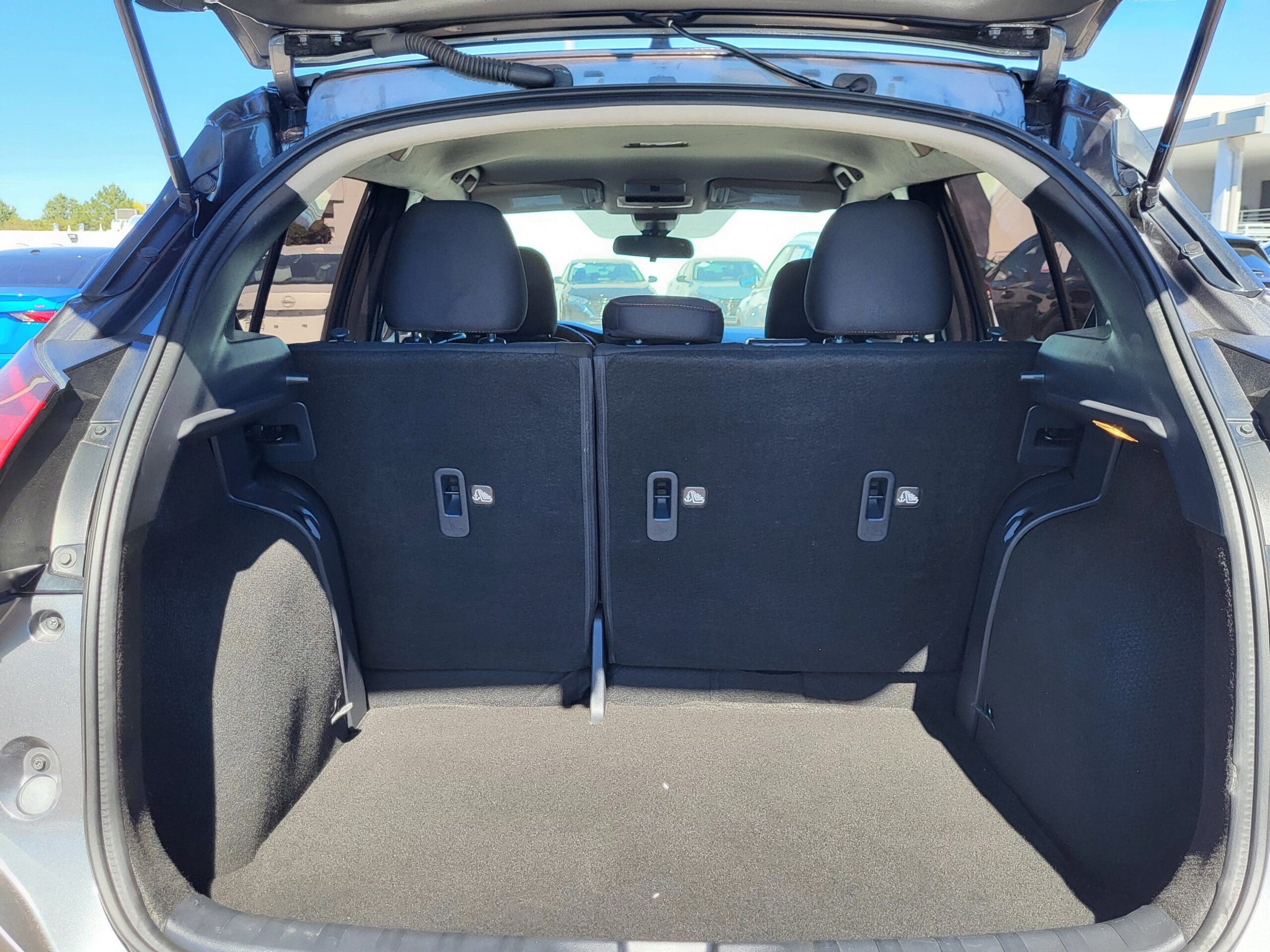 2024 Nissan Kicks - Image 12