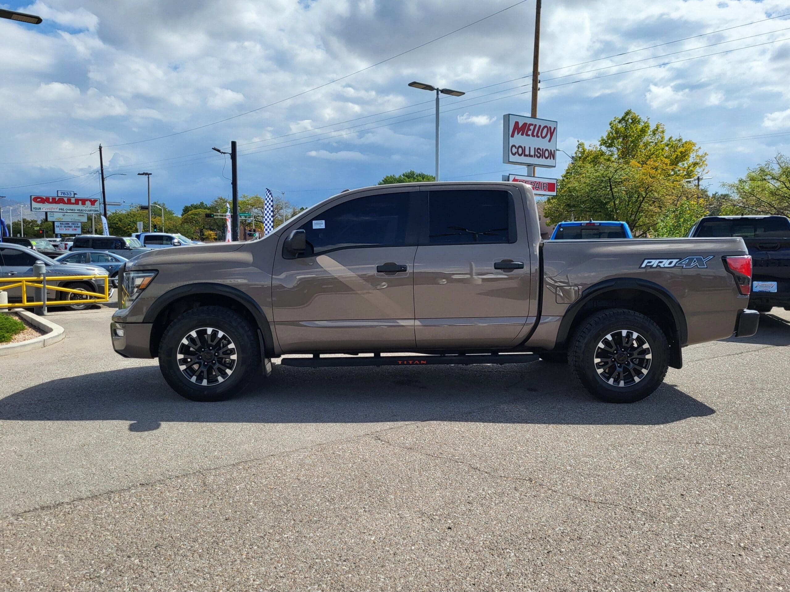 2021 Nissan Titan - Image 2