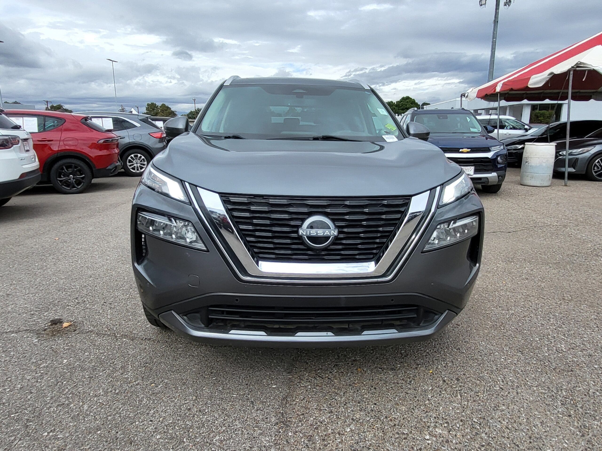 2023 Nissan Rogue - Image 5