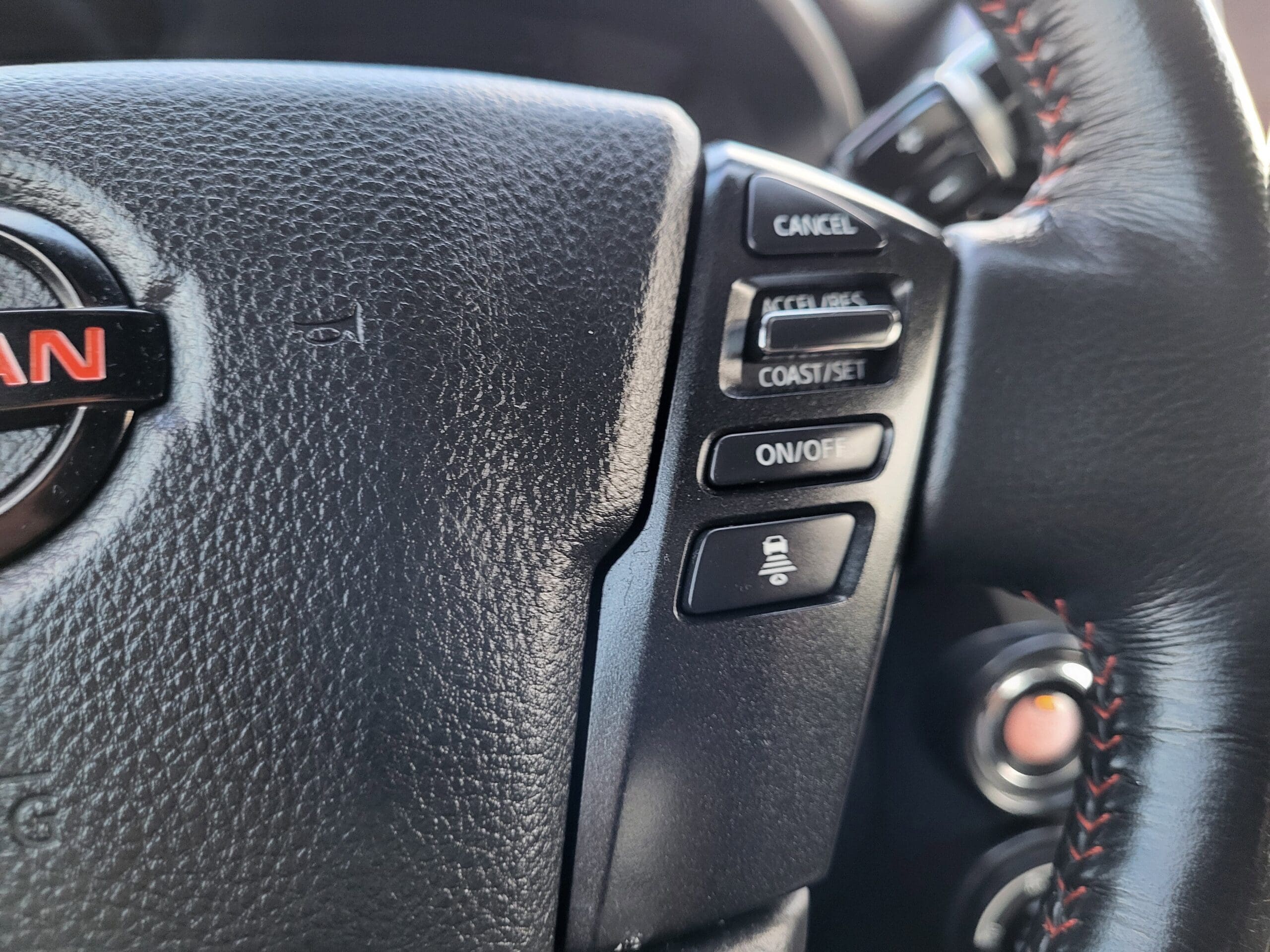 2021 Nissan Titan - Image 21