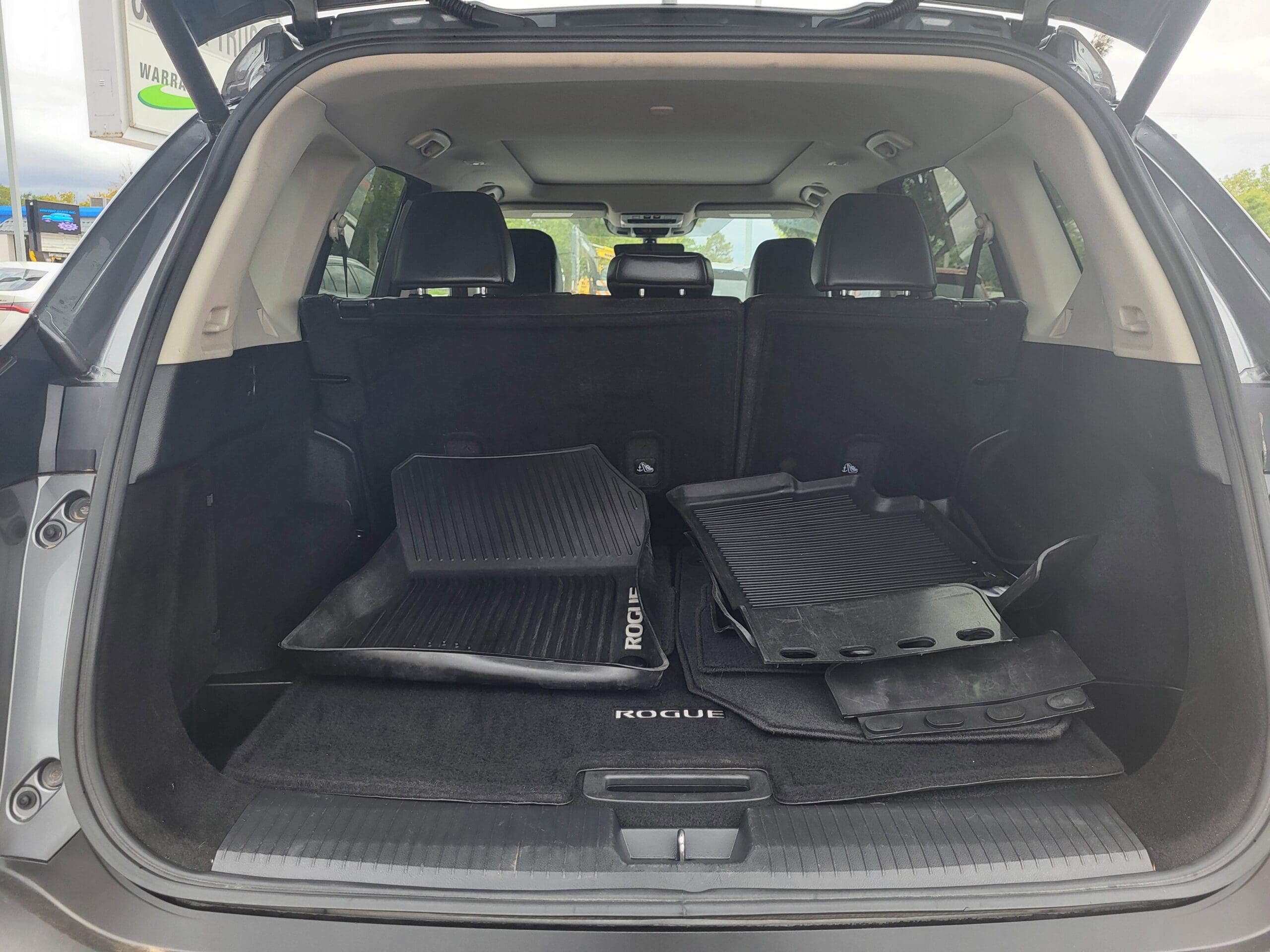 2023 Nissan Rogue - Image 13