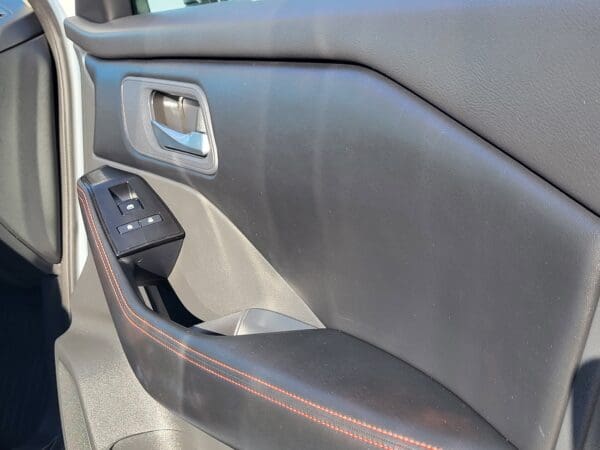 2025 Nissan Rogue - Image 15