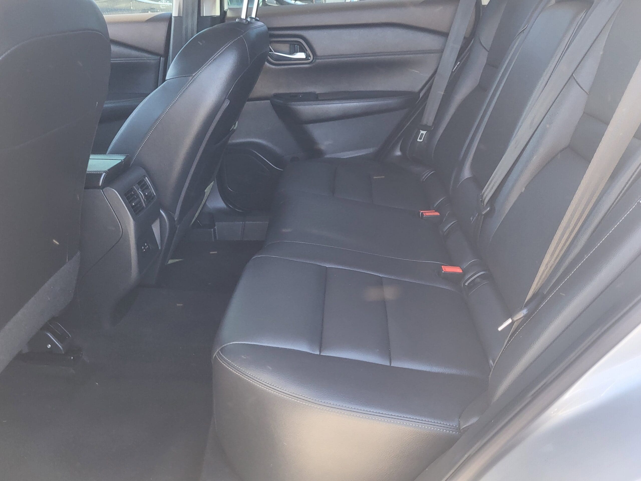 2023 Nissan Rogue - Image 9