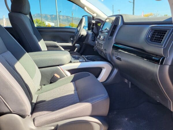 2024 Nissan Titan XD