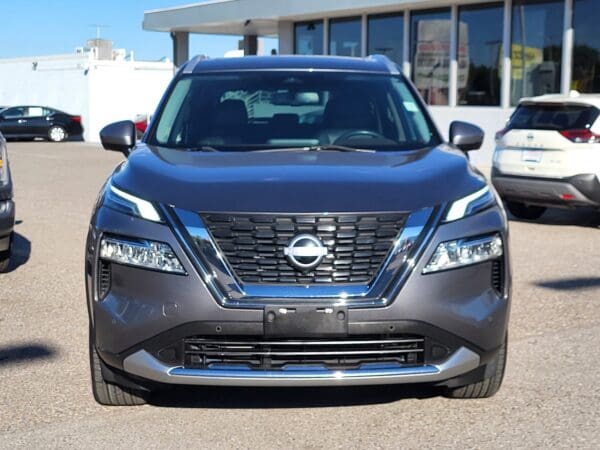 2023 Nissan Rogue - Image 5