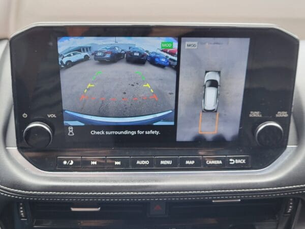 2023 Nissan Rogue - Image 25